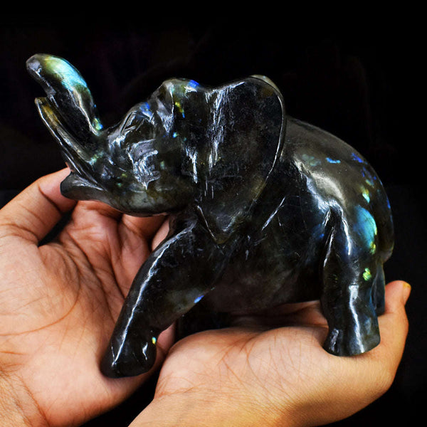 Home Décor - Labradorite carving of Elephant with beautiful flash - El