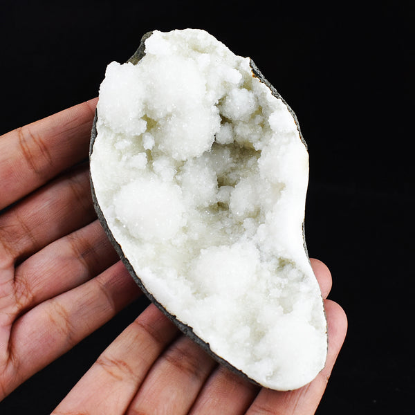 Exclusive 1127.00 Cts Genuine Chalcedony Crystal Specimen Gemstone