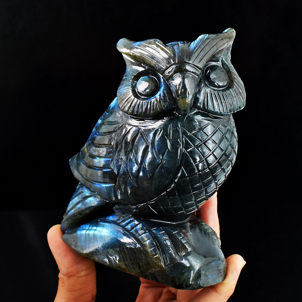 Beautiful 4761.00 Cts Genuine Blue Flash Labradorite Hand Carved Gemstone Owl Carving