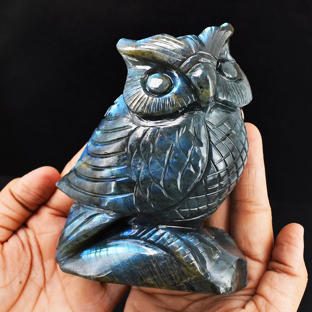 Beautiful 4761.00 Cts Genuine Blue Flash Labradorite Hand Carved Gemstone Owl Carving