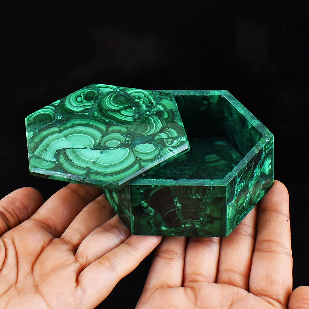 Stunning  1285.00 Carats  Genuine  Malachite  Hand Carved  Crystal Gemstone Carving Box