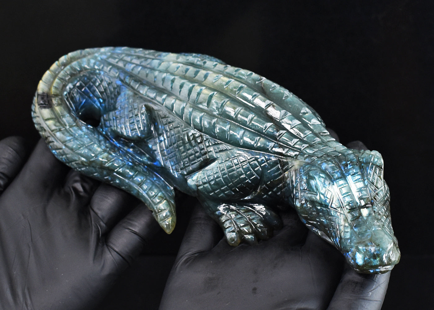 Exclusive 3532.00 Cts Genuine Golden & Blue Flash Labradorite Hand Carved Crocodile Gemstone Crystal Carving