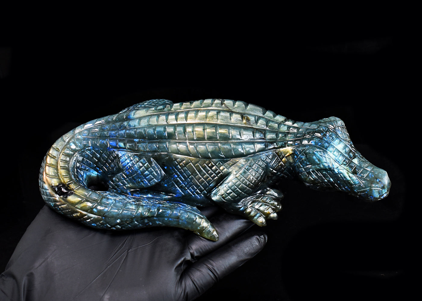 Exclusive 3532.00 Cts Genuine Golden & Blue Flash Labradorite Hand Carved Crocodile Gemstone Crystal Carving