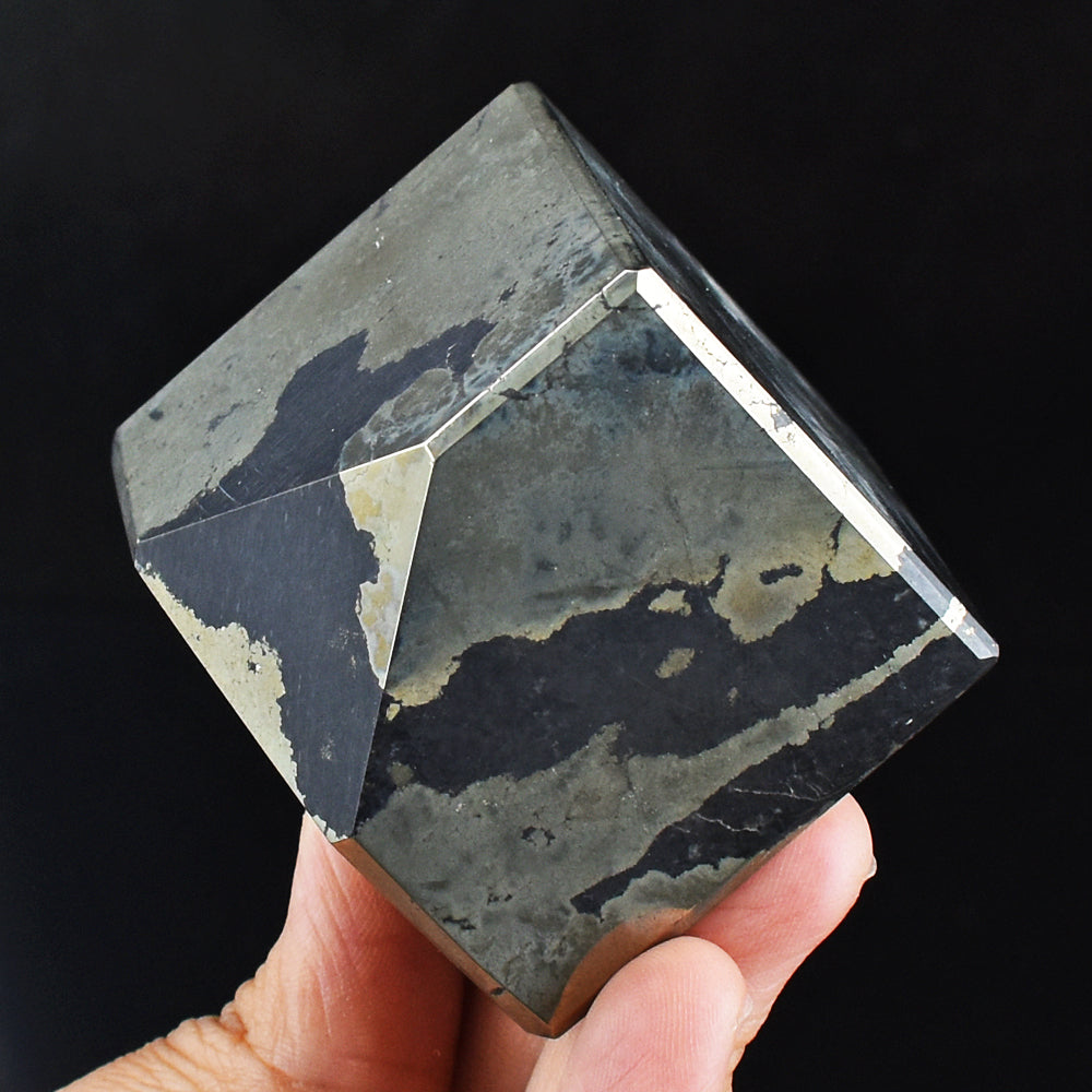 Craftsmen 1886.00 Carats Genuine Pyrite Crystal Specimen Cube Gemstone