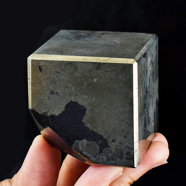 Craftsmen 1886.00 Carats Genuine Pyrite Crystal Specimen Cube Gemstone