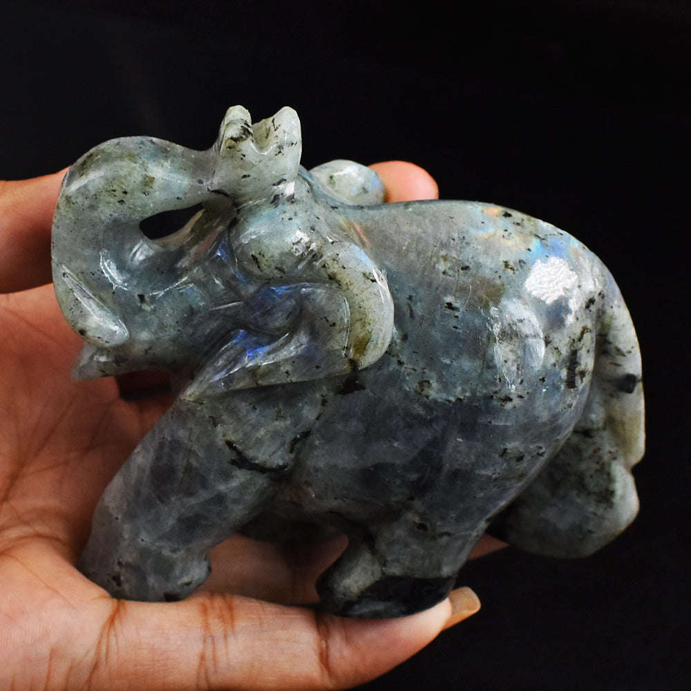 gemsmore:Exclusive Blue Flash Labradorite  Hand Carved Genuine Crystal Gemstone Carving Elephant