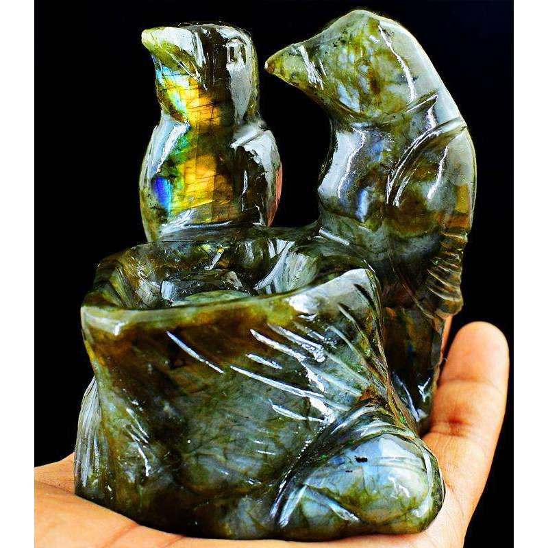 gemsmore:Amazing Flash Labradorite Hand Carved Bird Pair With Eggs