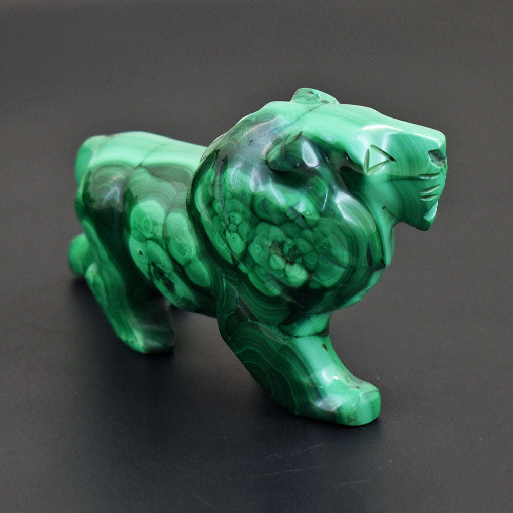 gemsmore:Artisian Congo Malachite Hand Carved Genuine Crystal Gemstone Carving Lion