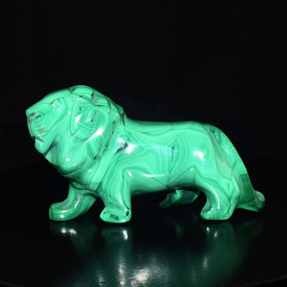 gemsmore:Artisian Congo Malachite Hand Carved Genuine Crystal Gemstone Carving Lion