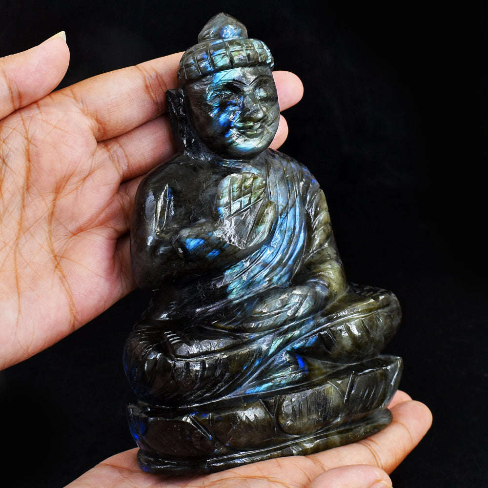 gemsmore:Blue & Green Flash Labradorite Hand Carved Lord Buddha