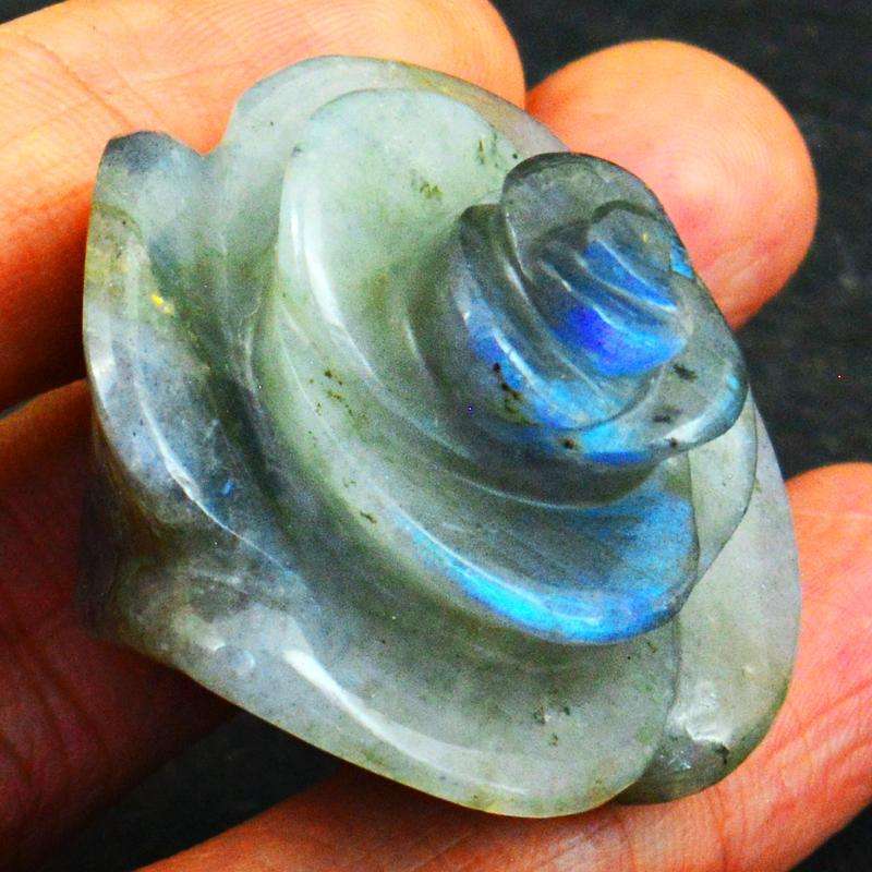 gemsmore:Excluisve Blue Flash Labradorite Hand Carved Rose