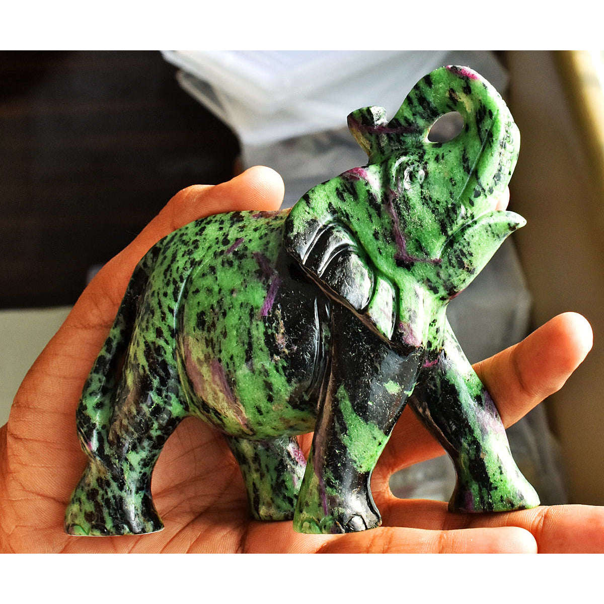 gemsmore:Exclusive Ruby Zoisite Hand Carved Genuine Crystal Gemstone Carving Elephant