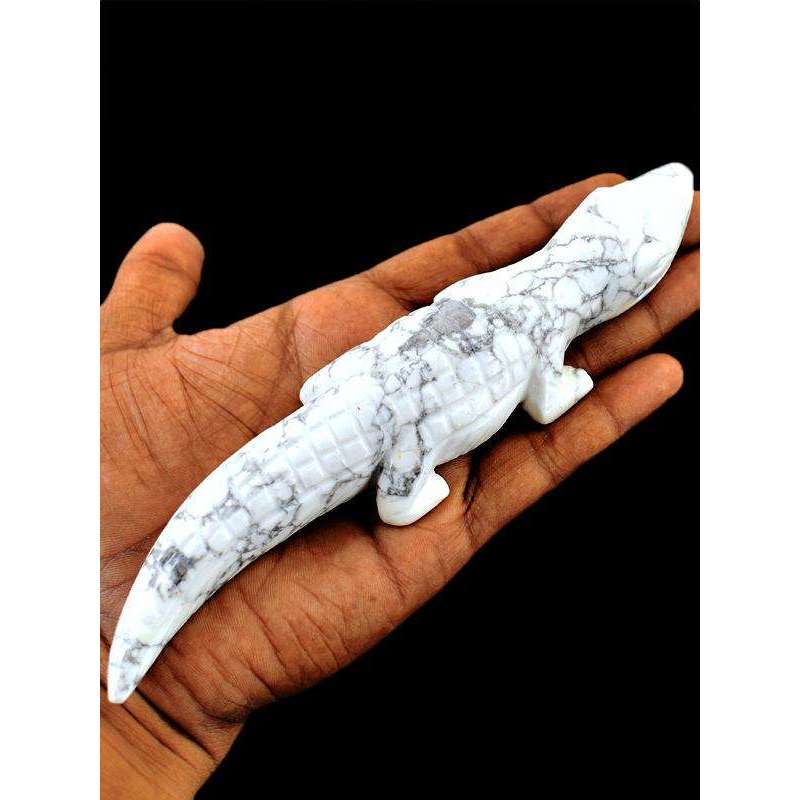 gemsmore:Genuine White Howlite Beautifully Hand Carved Crocodile