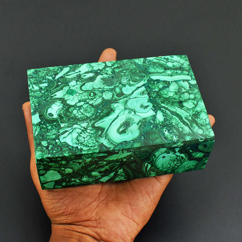 gemsmore:Natural Congo Malachite Hand Carved Genuine Crystal Gemstone Carving Box